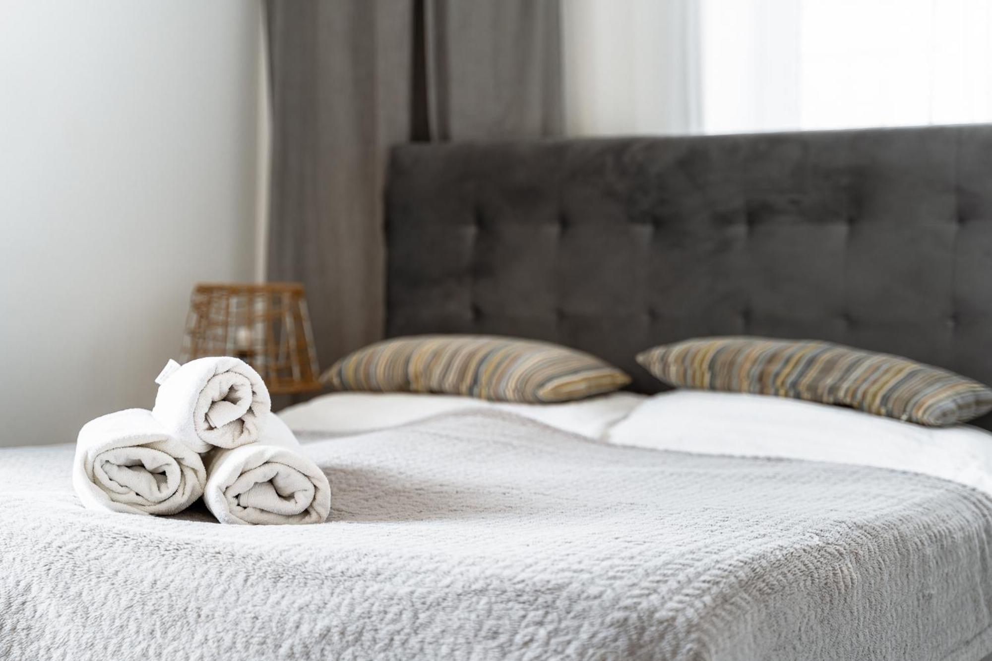 Ah Park Angelinum Apartment Кошице Екстериор снимка