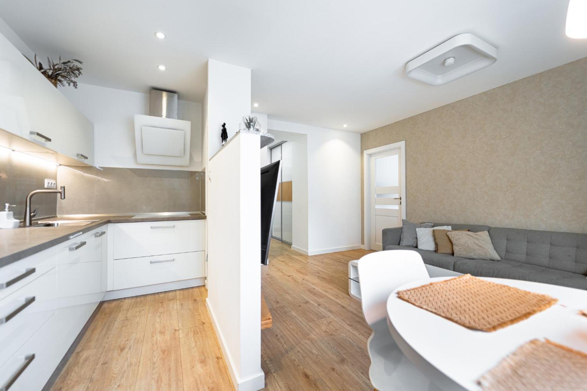 Ah Park Angelinum Apartment Кошице Екстериор снимка