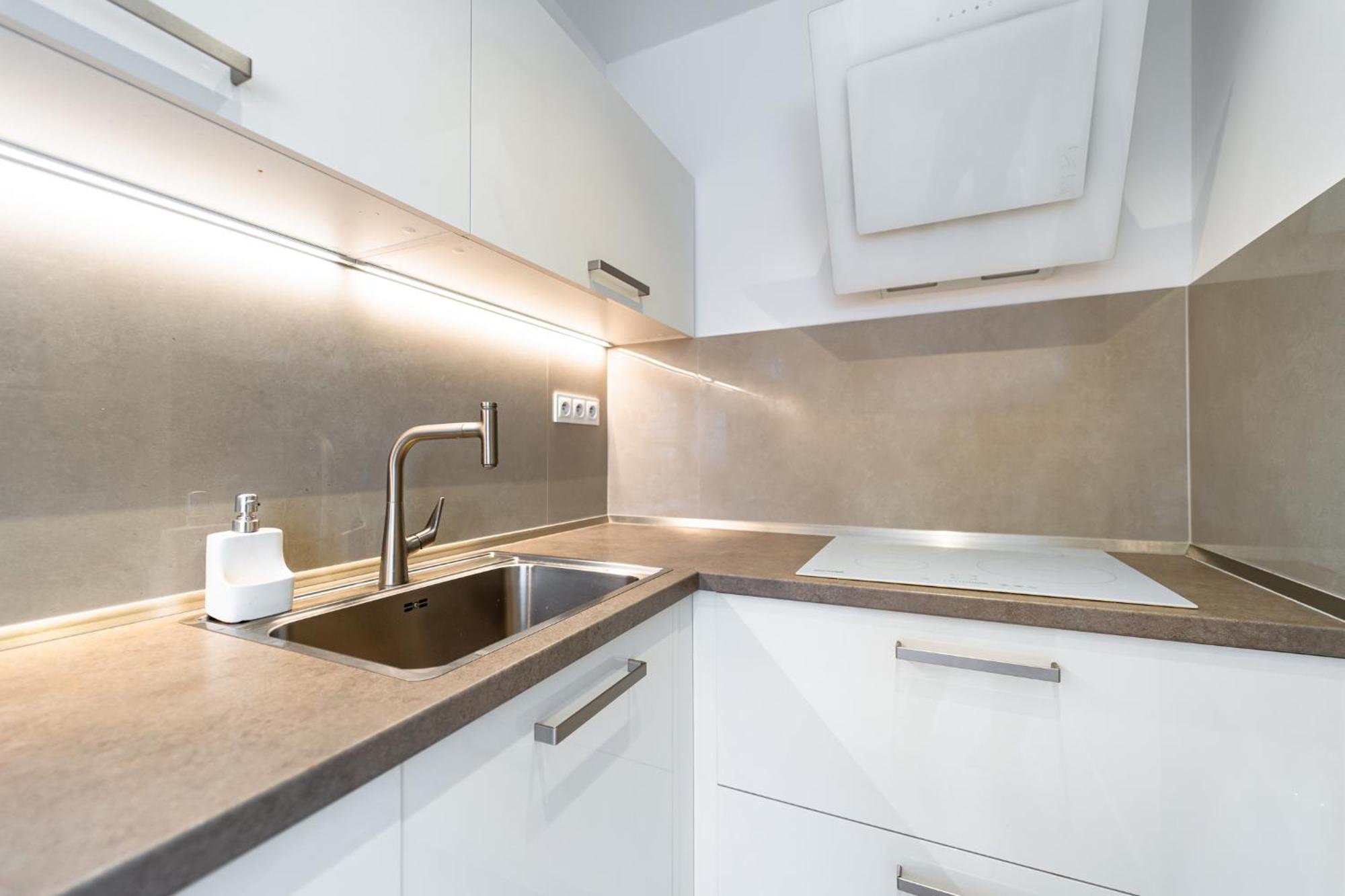 Ah Park Angelinum Apartment Кошице Екстериор снимка
