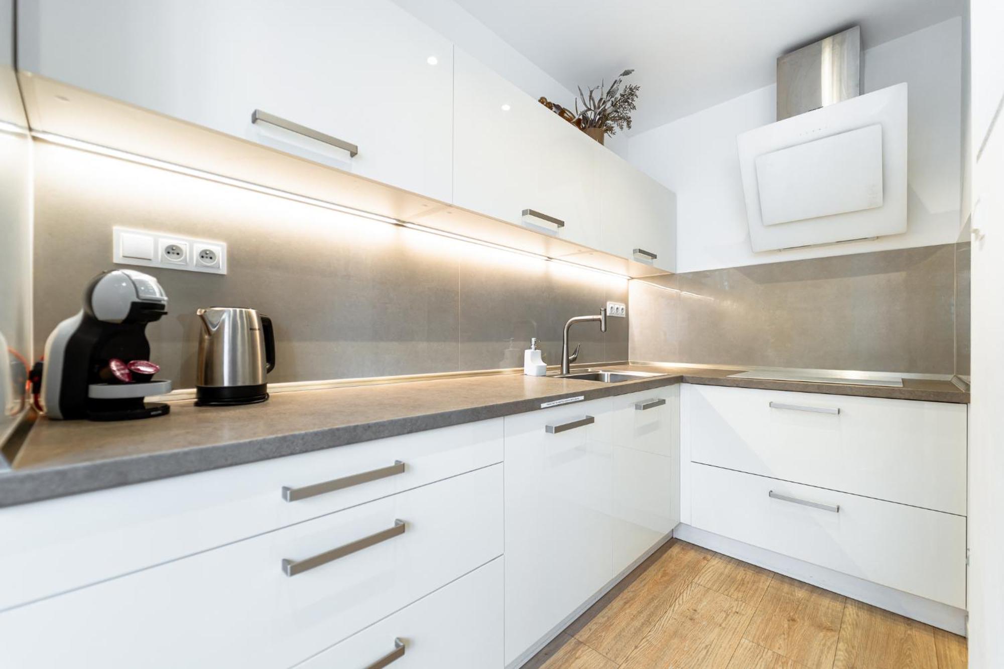 Ah Park Angelinum Apartment Кошице Екстериор снимка
