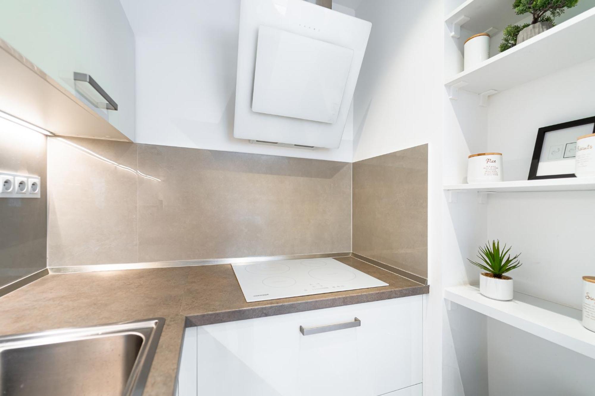 Ah Park Angelinum Apartment Кошице Екстериор снимка